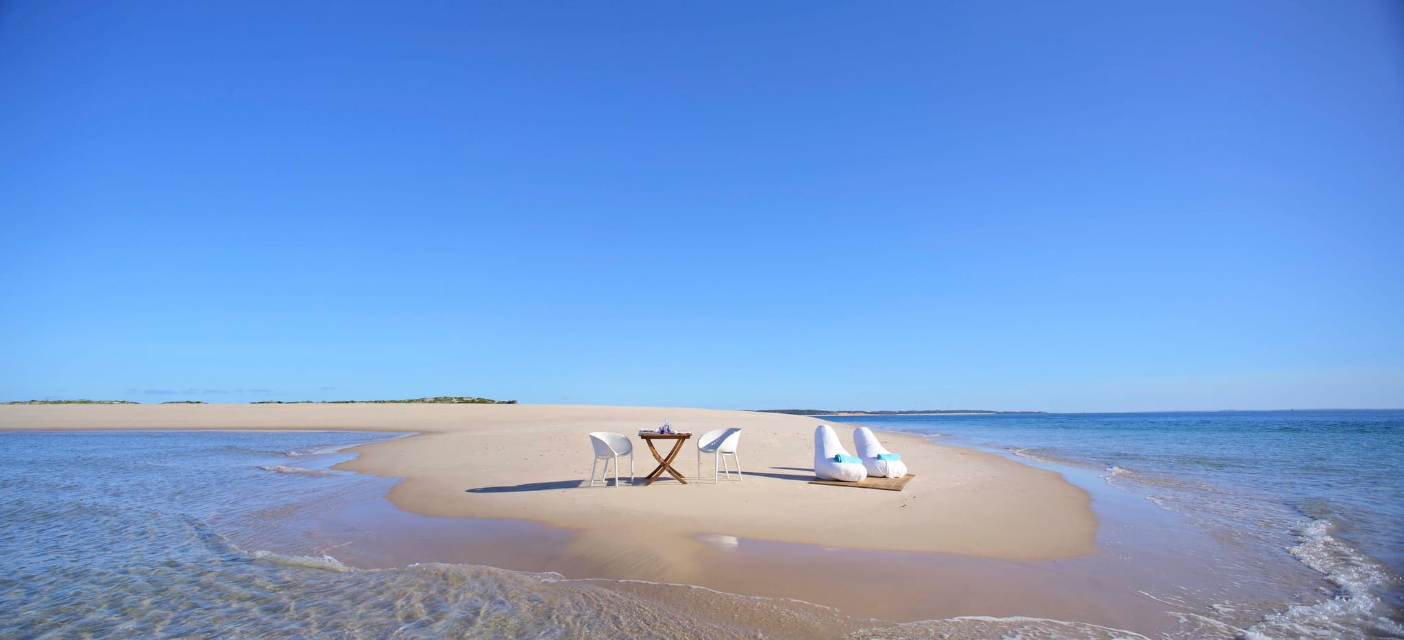 Azura Benguerra North Point beach picnic on sandbank