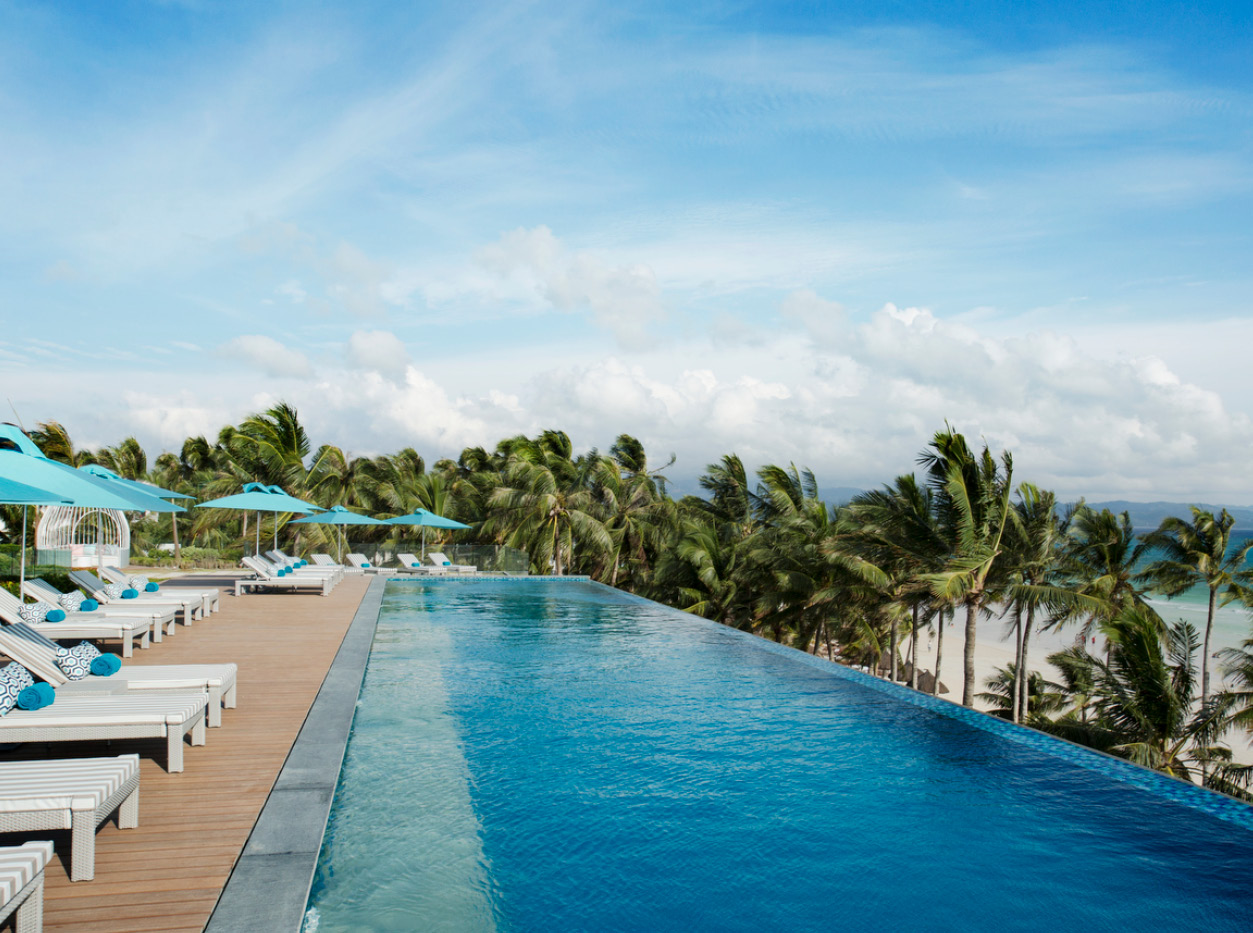 The Lind Boracay, inifity pool