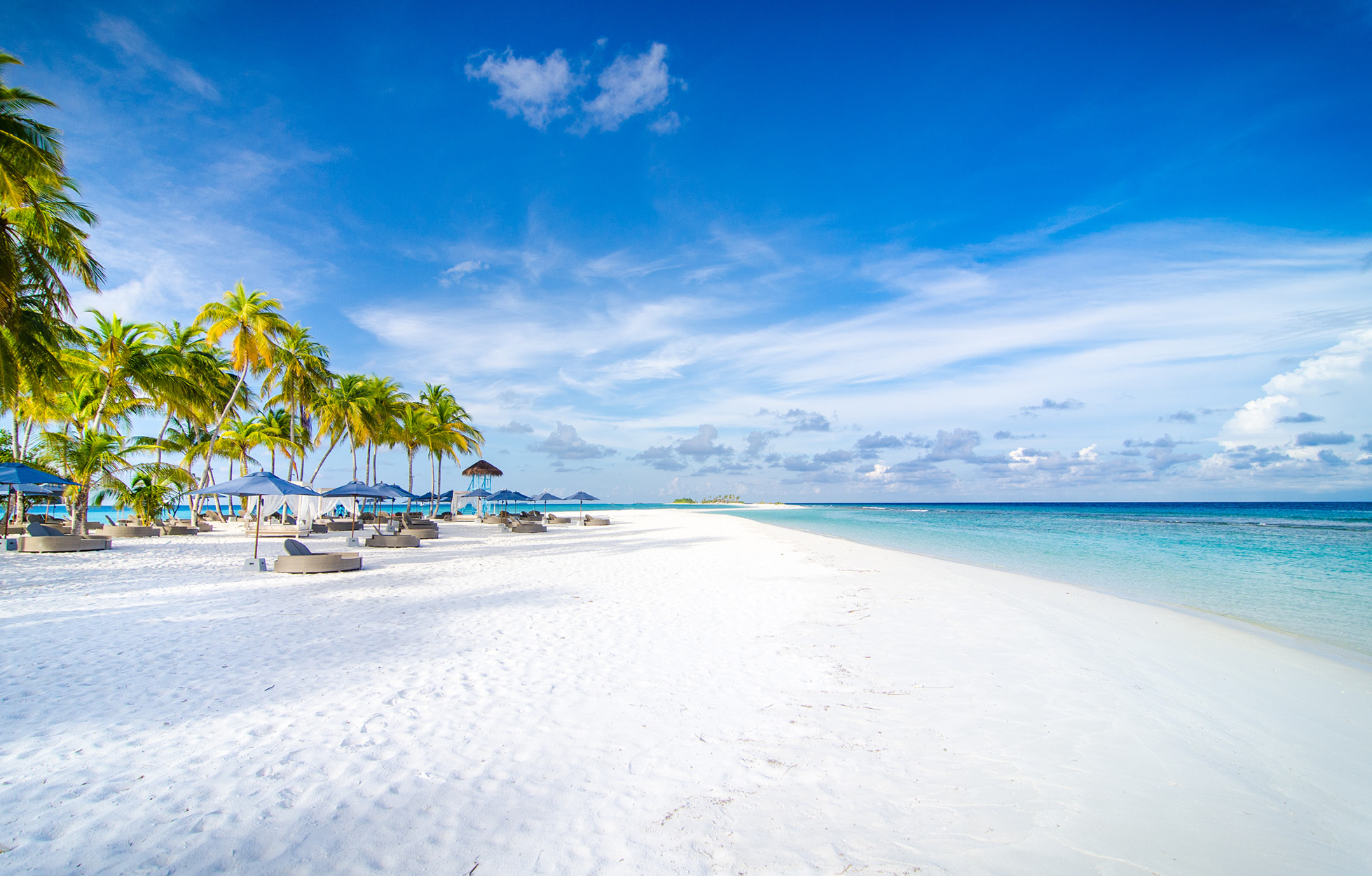 finolhu-beach-water-sports-maldives