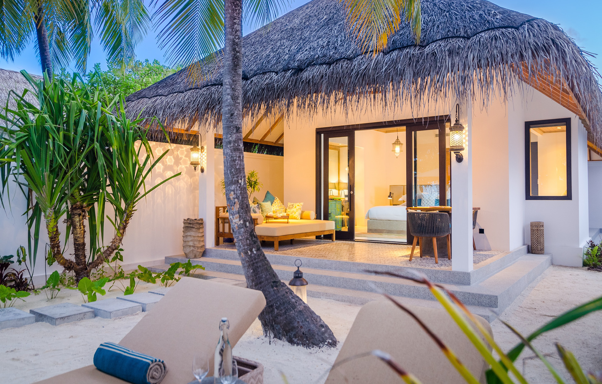finolhu-maldives-beach-villa