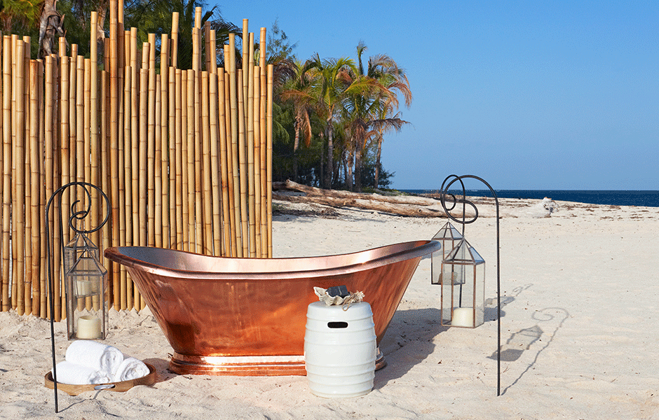 Tanzania Thanda Island bath with a view