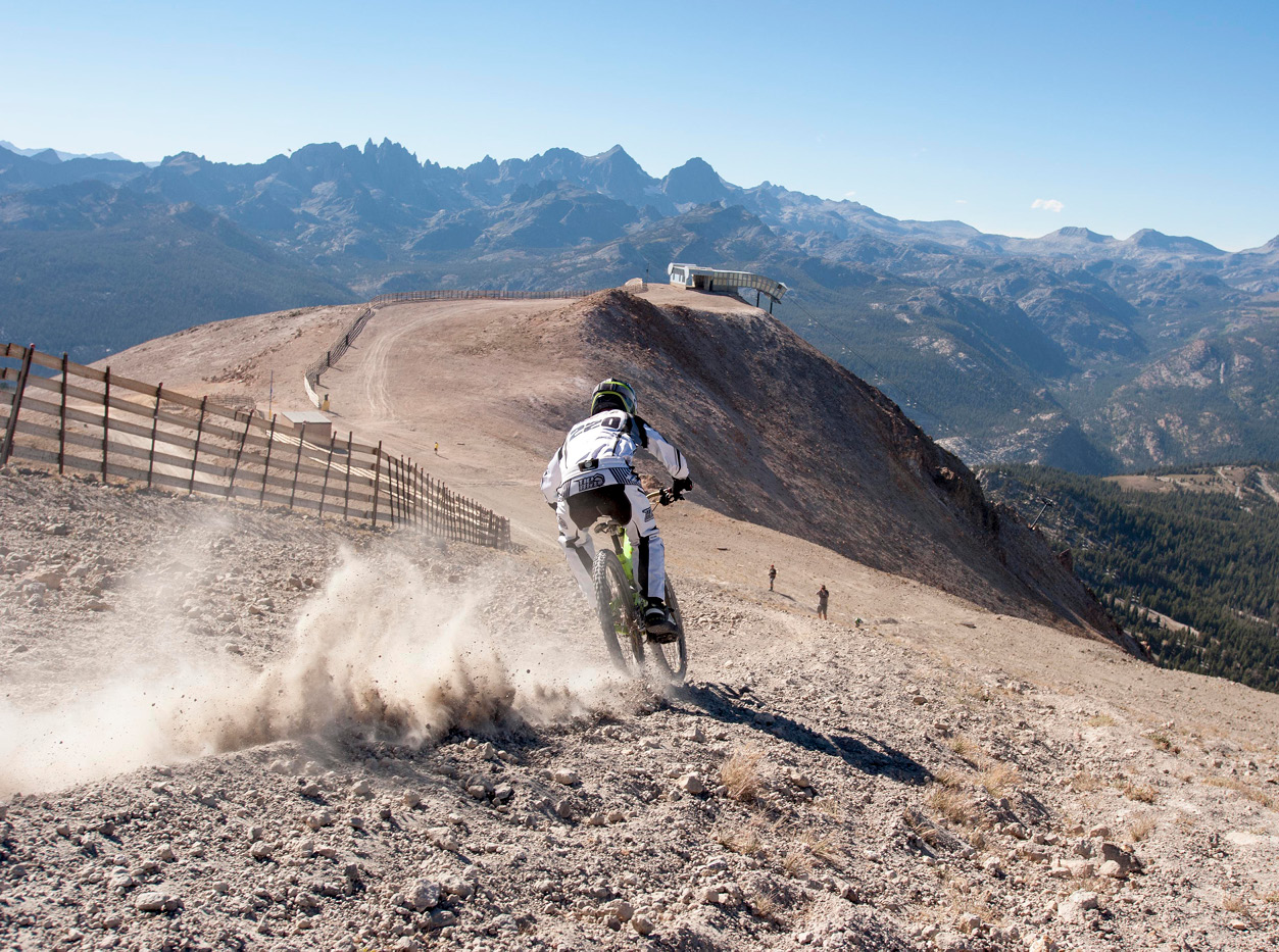 mammoth lakes california downhill biking.