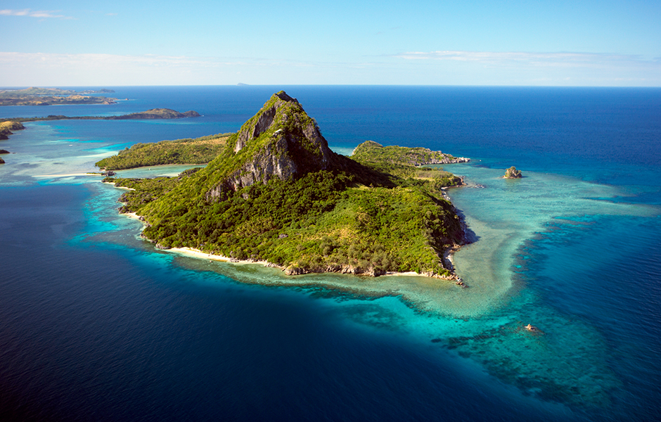 Blue-Lagoon-Caves-1