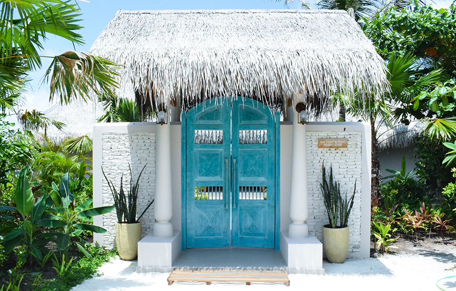 entrance to milaidhoo spa maldives