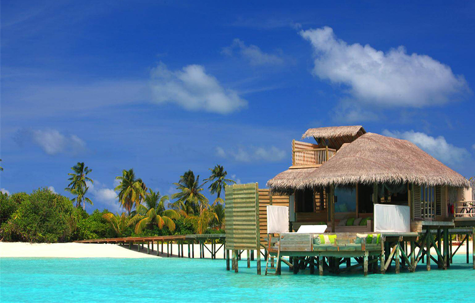 six senses laamu water villa