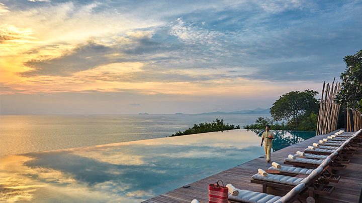 pool view