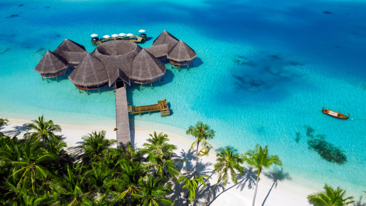 Overwater Bar Gili Lankanfushi