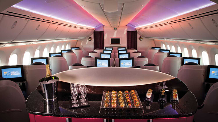 Business class cabin in Qatar Airways