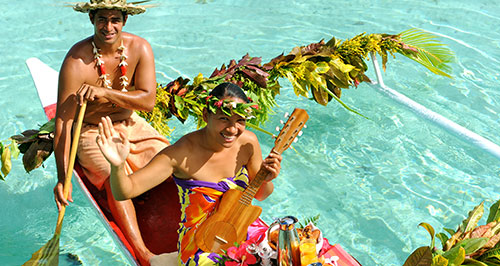 canoe breakfast in tahiti