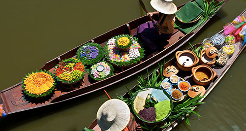 Samut-Prakan floating market