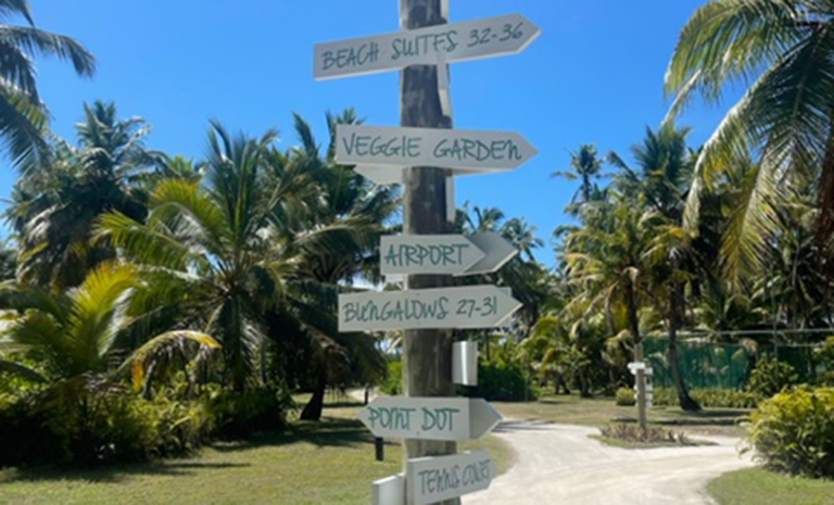 alphonse island sign post
