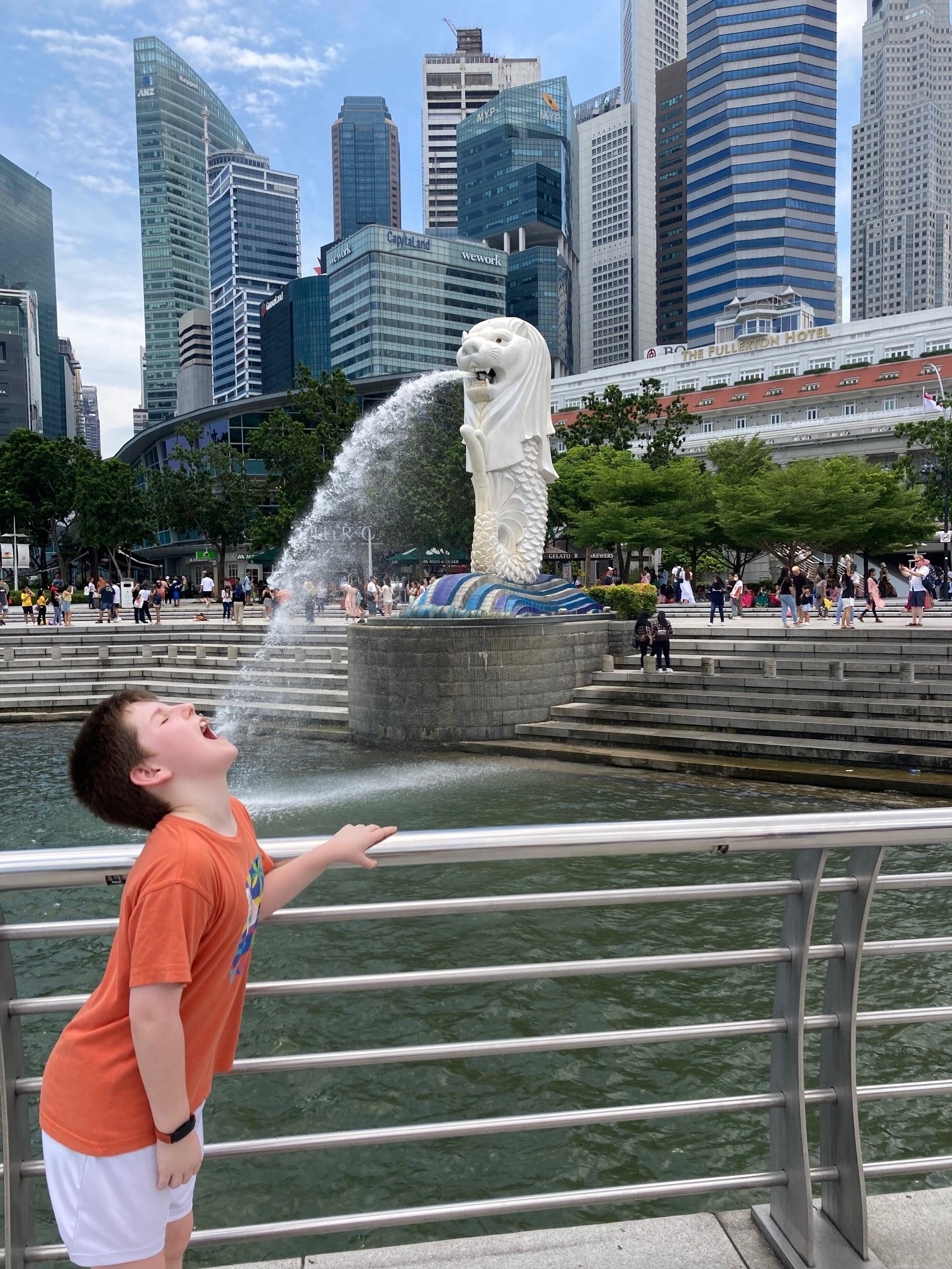 Max and the Merlion!