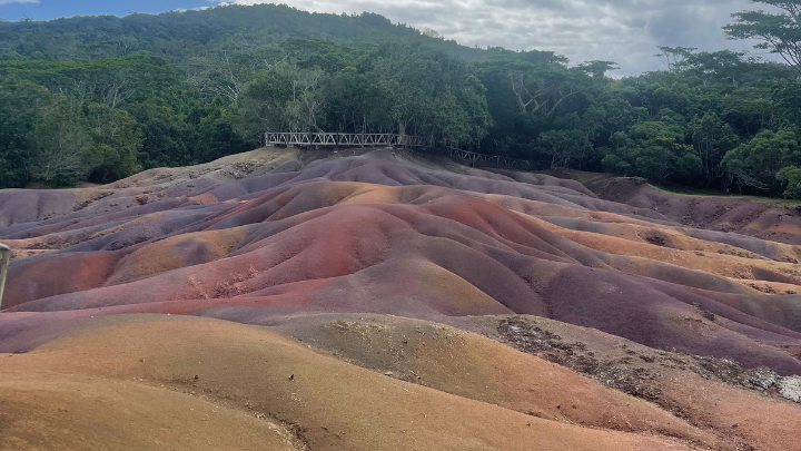 seven coloured earth