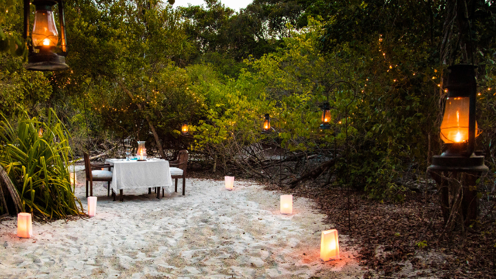 romantic dinner zanzibar candlelit