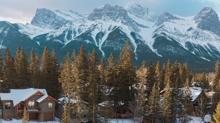 canada ski mountains