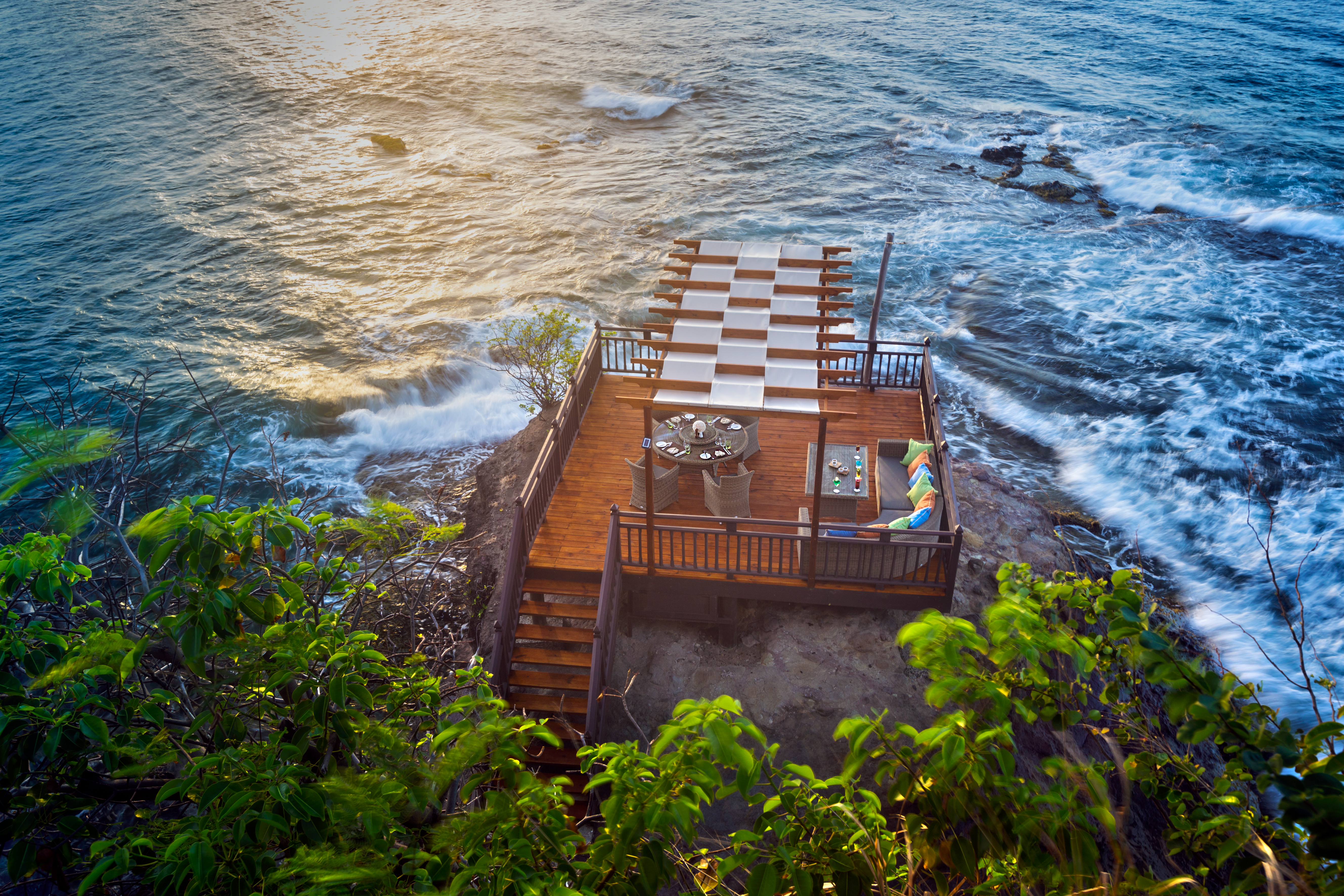 Cap Maison Rock Mansion Dining Table